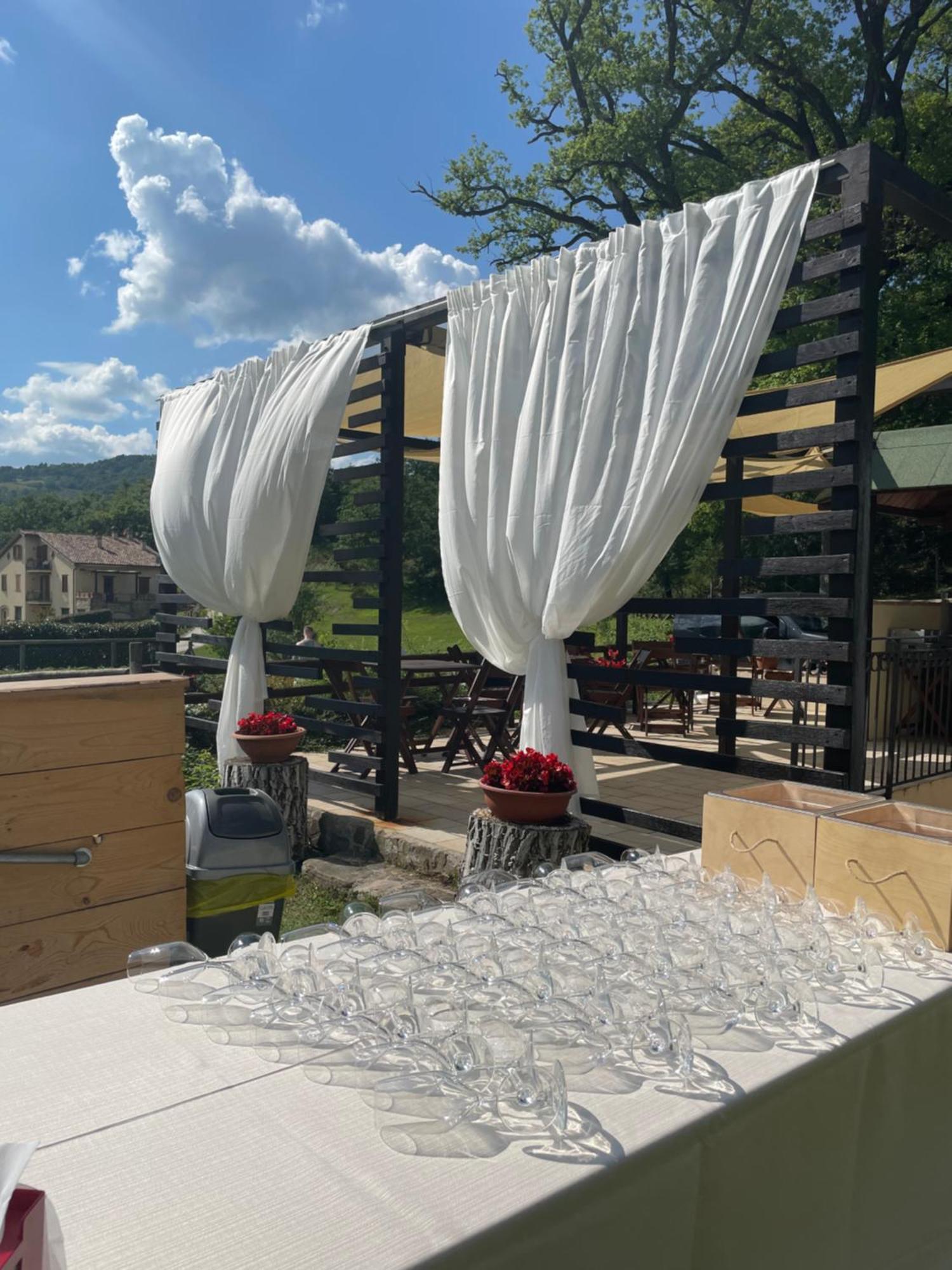 Cerqua Rosara Residence Valtopina Exterior photo